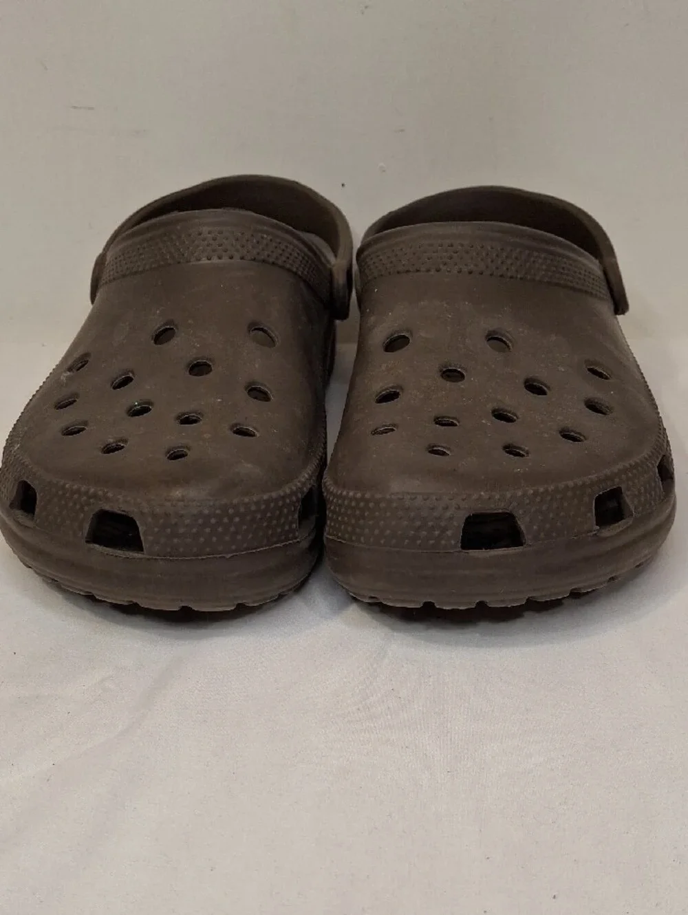 CROCS Classic Men's Clog in Brown.Lightly Worn